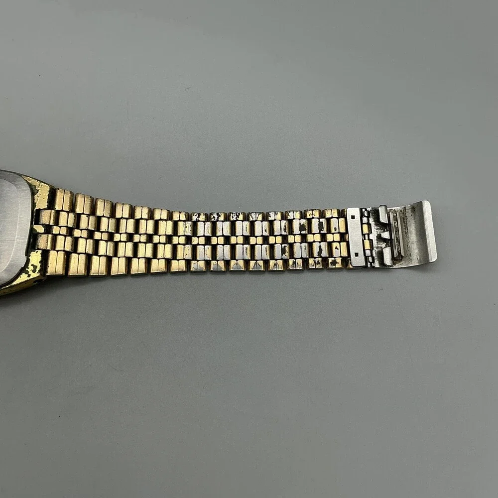 Vintage Seiko Mens Watch 31mm Gold Tone Day Date 7813-5009 New Battery